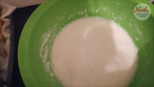 Сдобные рогалики и круассаны с варёной сгущёнкой смотреть онлайн