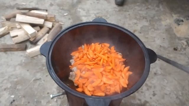 ПЛОВ НА КАЗАНЕ 12 Л. ПЕЧЬ ДЛЯ КАЗАНА СВОИМИ РУКАМИ. смотреть онлайн