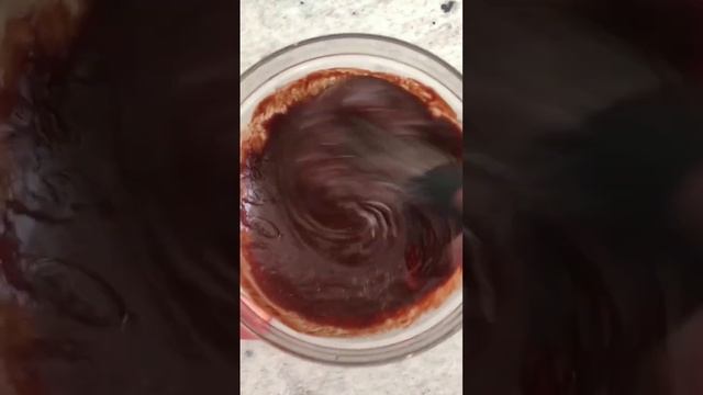 Шоколадный кекс #shorts #десерт #рецепты смотреть онлайн