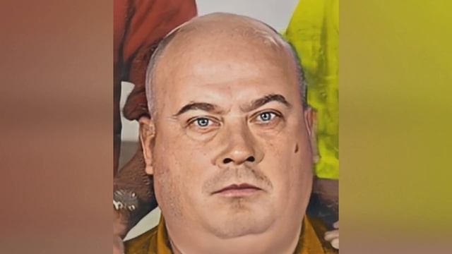 Ожившие фотографии Евгения Моргунова при помощи нейросетей смотреть онлайн