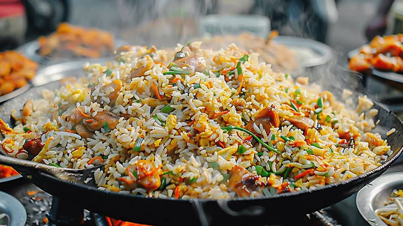 Вьетнамская уличная еда. Пожалуй, САМЫЙ экстремальный тур по Ханою. смотреть онлайн