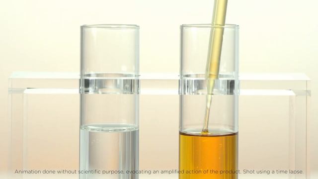 How Double Serum Works to Boost Your Skin - Hydration | Skin Solutions | Clarins смотреть онлайн