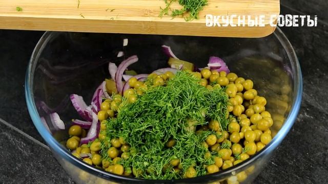 "Закусочный" САЛАТ, который побил ВСЕ рекорды по скорости приготовления! Всего 4 продукта в составе смотреть онлайн