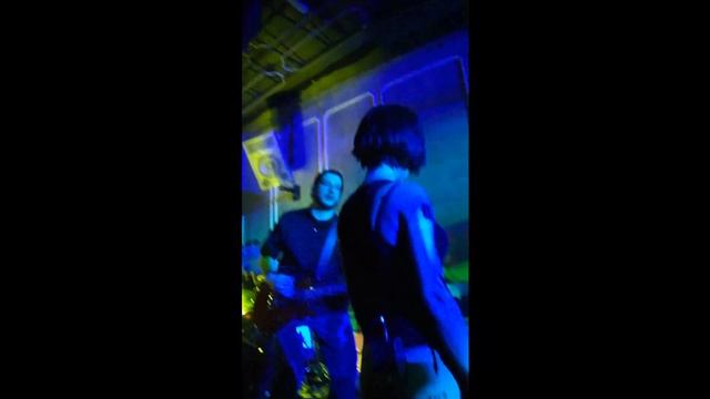Julia Volkova - Show Me Love live in Sao Paulo @ Sonique Bar смотреть онлайн