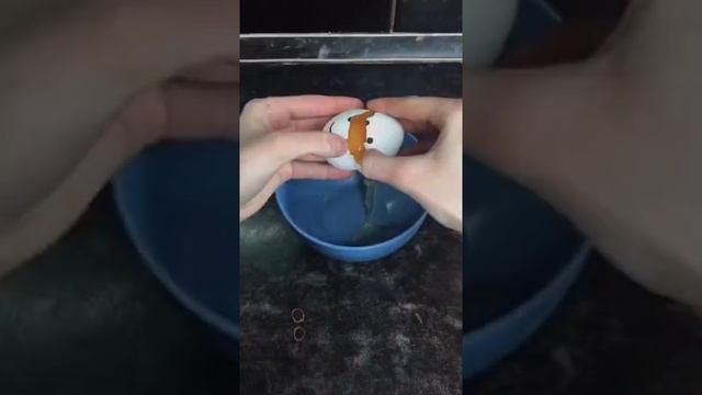 Вкусные шоколадные панкейки🍫🤎 #shorts смотреть онлайн