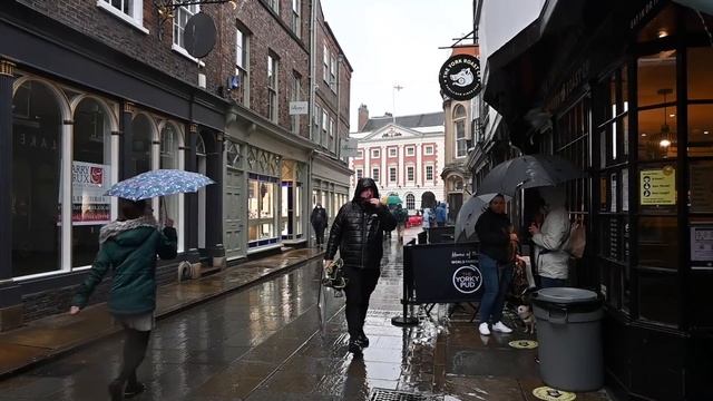 Visiting York to Try a FAMOUS Yorkshire Pudding Wrap смотреть онлайн