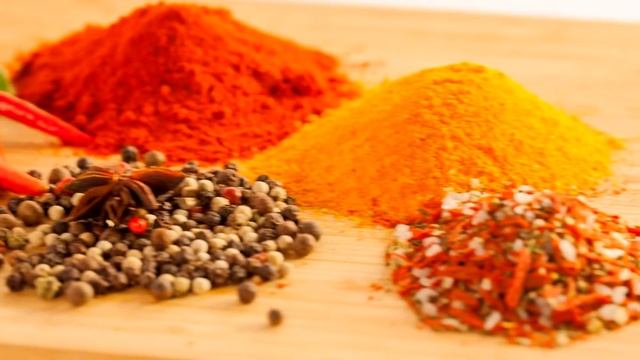 видеоролик "Сосиски Молочные" (Птицефабрика Томская) смотреть онлайн