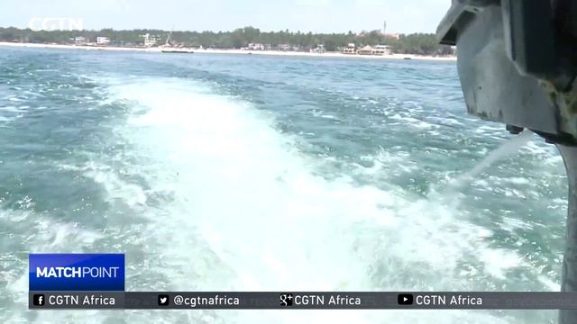 Barracuda diving giving locals in Kenya a chance to enjoy the water sport смотреть онлайн