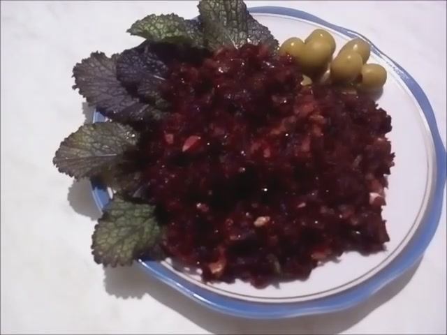 ТУШЁНАЯ СВЕКЛА С ГРЕЦКИМ ОРЕХОМ. ОЧЕНЬ ВКУСНО! смотреть онлайн