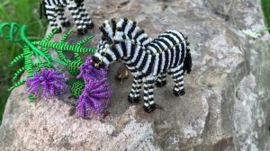 Зебра из бисера / чертополох из бисера / мастер класс по бисероплетению / своими руками из бисера