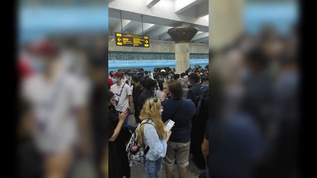 KELAJAKDAGI QIZIMGA MAKTUB: QO'RQINCHLI ZAMONDAMIZ! MENI VAHIMACHILIKDA AYBLAMA! смотреть онлайн
