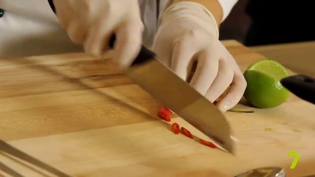 Завтрак на 7 с «KADORR Restaurant» Креветки и тыква с соусом карри смотреть онлайн