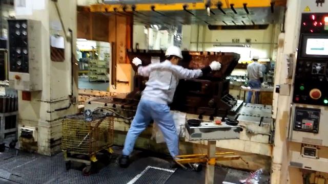 Cara memasang dies mesin stamping 600 ton tandem смотреть онлайн