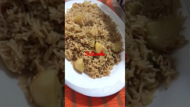 Aloo walay chawal #simplelunchrecipes #shortvideo #youtubeshorts #viral смотреть онлайн