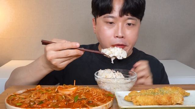 아내표 집밥🍚 🔥🔥매콤한 미더덕찜 오징어튀김 고추튀김 새우튀김 요리 먹방 Water Sea Squirt ASMR MUKBANG REAL SOUND EATING SHOW смотреть онлайн