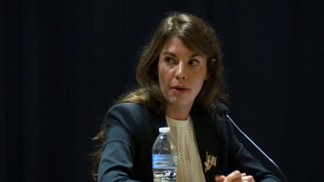 Candidate Forum: District 18 - Laura Galante and Michael Webert смотреть онлайн