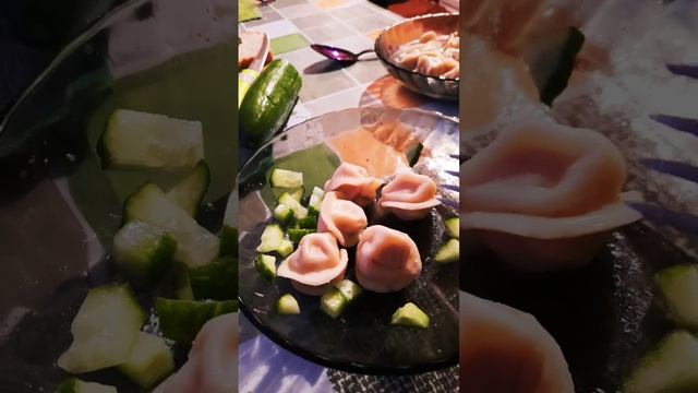 пельмени из кеты шляпной Барнаульской фирмы #алтайскийкрай #барнаул #барнаул22 ##пельмени #кета смотреть онлайн