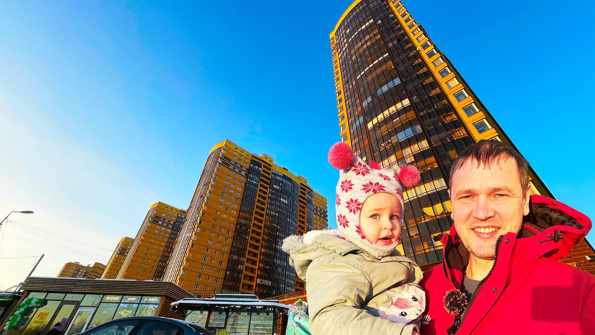 Продаём 2-х комнатную квартиру в Санкт Петербурге у метро смотреть онлайн