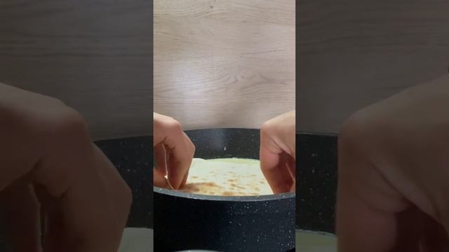 Питательный завтрак из лаваша с сыром и овощами. КогдаМультиТогдаВкусно #мультикухня #вкуснаяеда #п смотреть онлайн