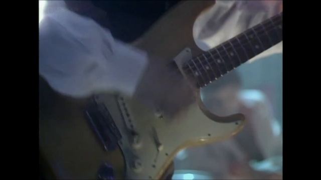 Kirsty McColl - Walking Down Madison (Studio, TOTP) смотреть онлайн