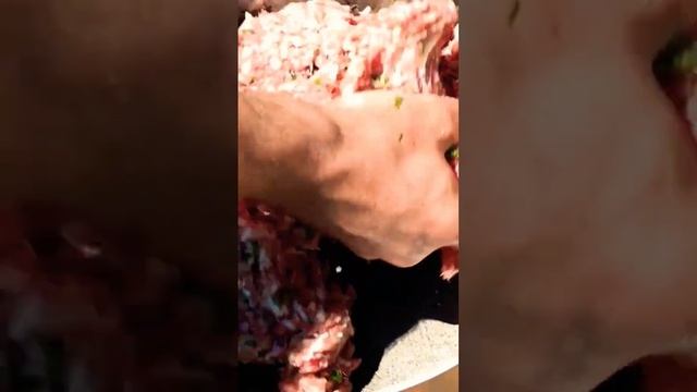 долма в виноградных листьях #cooking #meatroll #shorts #долма #толма смотреть онлайн