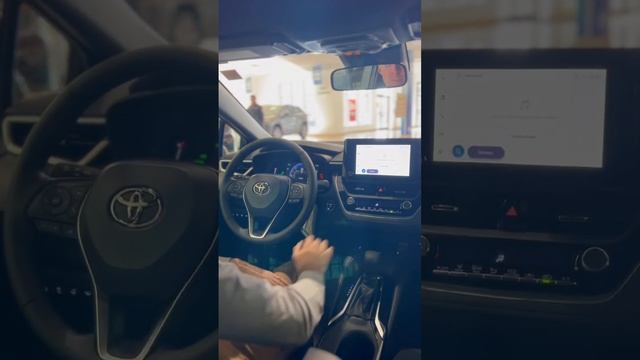 2023 Toyota Corolla Hybrid SE AWD смотреть онлайн