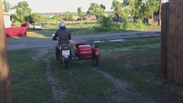 иж с китайским двигателем  в движении