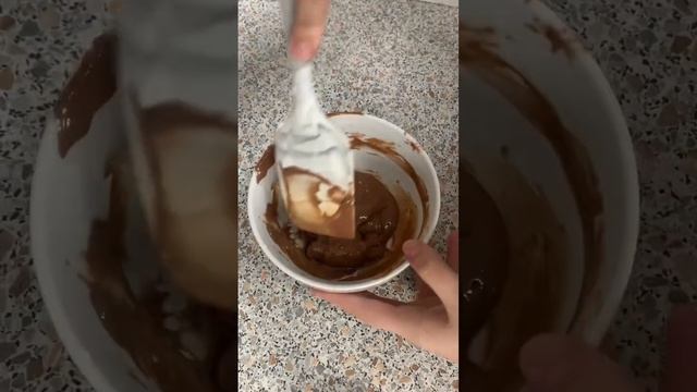 Шоколадный крем чиз за 5 минут 😯 смотреть онлайн
