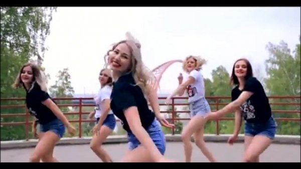 Baby One More Time - Britney Spears