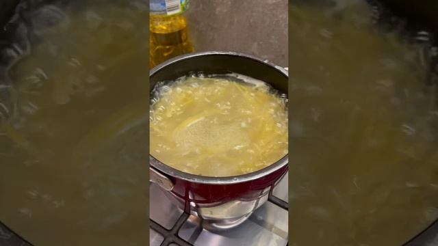 НАСТОЯЩАЯ КАРБОНАРА🍝💦 без сливок ! смотреть онлайн