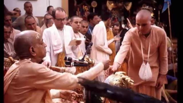 Within Six Months You'll Become God - Very Foolish Conclusion - Prabhupada 0415 смотреть онлайн