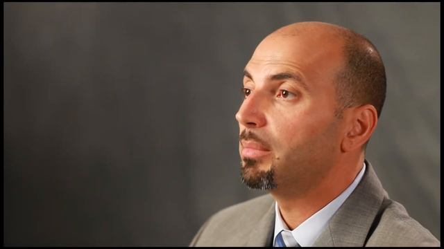 Dr. Shady Macaron, Bariatric Surgeon at Saint Mary's Hospital (Medical) смотреть онлайн