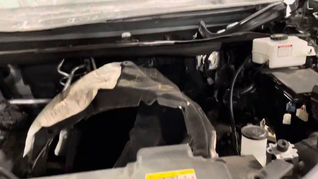 2021 Toyota Sienna front clip inspection video stock #22168 смотреть онлайн