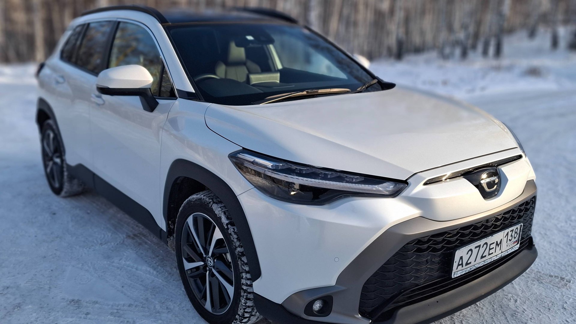 Toyota Corolla Cross смотреть онлайн