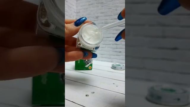 Бальзам согревающий для тела Вьетнам Белый тигр смотреть онлайн