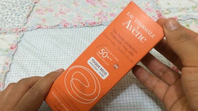 Protector Solar para Rostro Avene Toque Seco Color смотреть онлайн