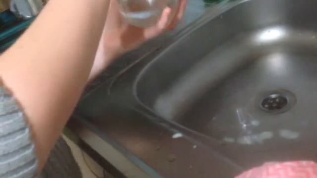 Эксперимент под названием "бутылка- непроливайка" смотреть онлайн