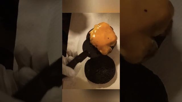 Black Angus Burger but The Magic Bomb💣 🍔 #Shorts смотреть онлайн