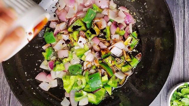 Restaurant Style Chilli Chicken Indo Chinese Recipe | Easy and Quick Recipe смотреть онлайн
