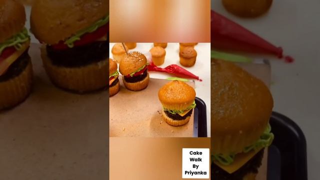 Cupcake Burger😍💯 #shorts #cake #burger #challenge @FFUNTV смотреть онлайн