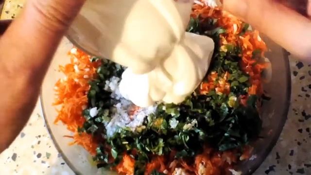 Пикантный салат из моркови за 5 минут