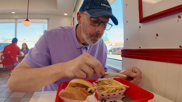 In n Out Burger: is it the best in USA? 🍔🍟 смотреть онлайн
