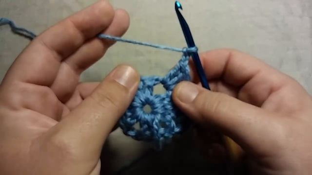 Crochet Granny Square - ABSOLUTE BEGINNER смотреть онлайн