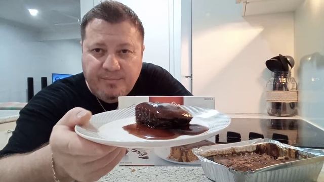 Sticky Date Pudding by Sara Lee Australia Taste Test and Reviews 😁 #SaraLee #Foodie #Food #Reviews смотреть онлайн