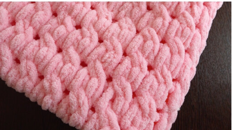 Плед из Ализе Пуффи. Узор Косичка смотреть онлайн