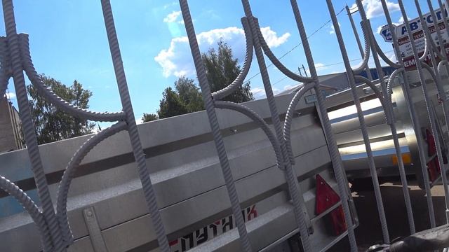 Поездка в город за пневмоподвеской смотреть онлайн