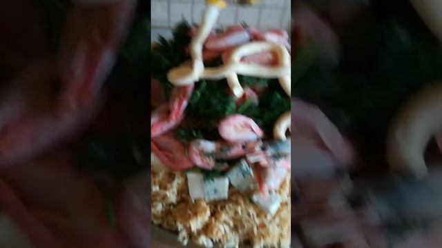 50 БИЧ-ПАКЕТОВ С КРЕВЕТКАМИ, КРАСНОЙ РЫБОЙ, ХАМОНОМ, КОЛБАСОЙ И МАЙОНЕЗОМ смотреть онлайн