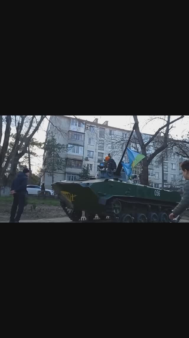 8 км на велосипедах с другом.