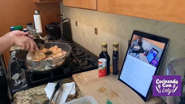 Teriyaki Chicken y Arroz Blanco смотреть онлайн