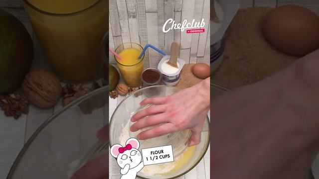 🍐😍 Chocolate Pear Cake! It's a perfect combination! #SHORTS смотреть онлайн